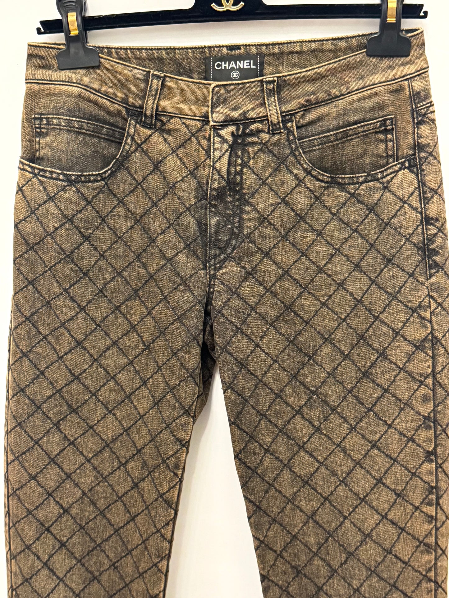 Rare CHANEL Pre-Fall 2012 Paris-Bombay Quilted Trompe-l'Oeil Denim Turnlock Jeans by Karl Lagerfeld - Size 38