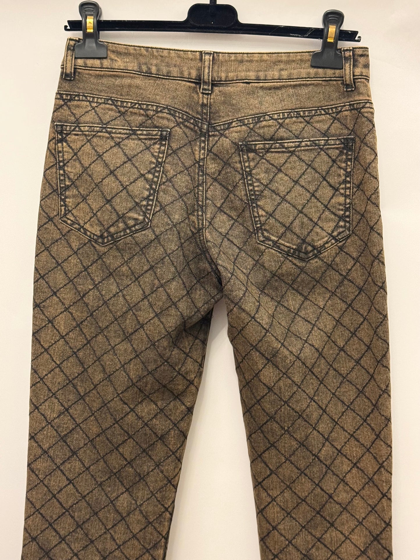 Rare CHANEL Pre-Fall 2012 Paris-Bombay Quilted Trompe-l'Oeil Denim Turnlock Jeans by Karl Lagerfeld - Size 38