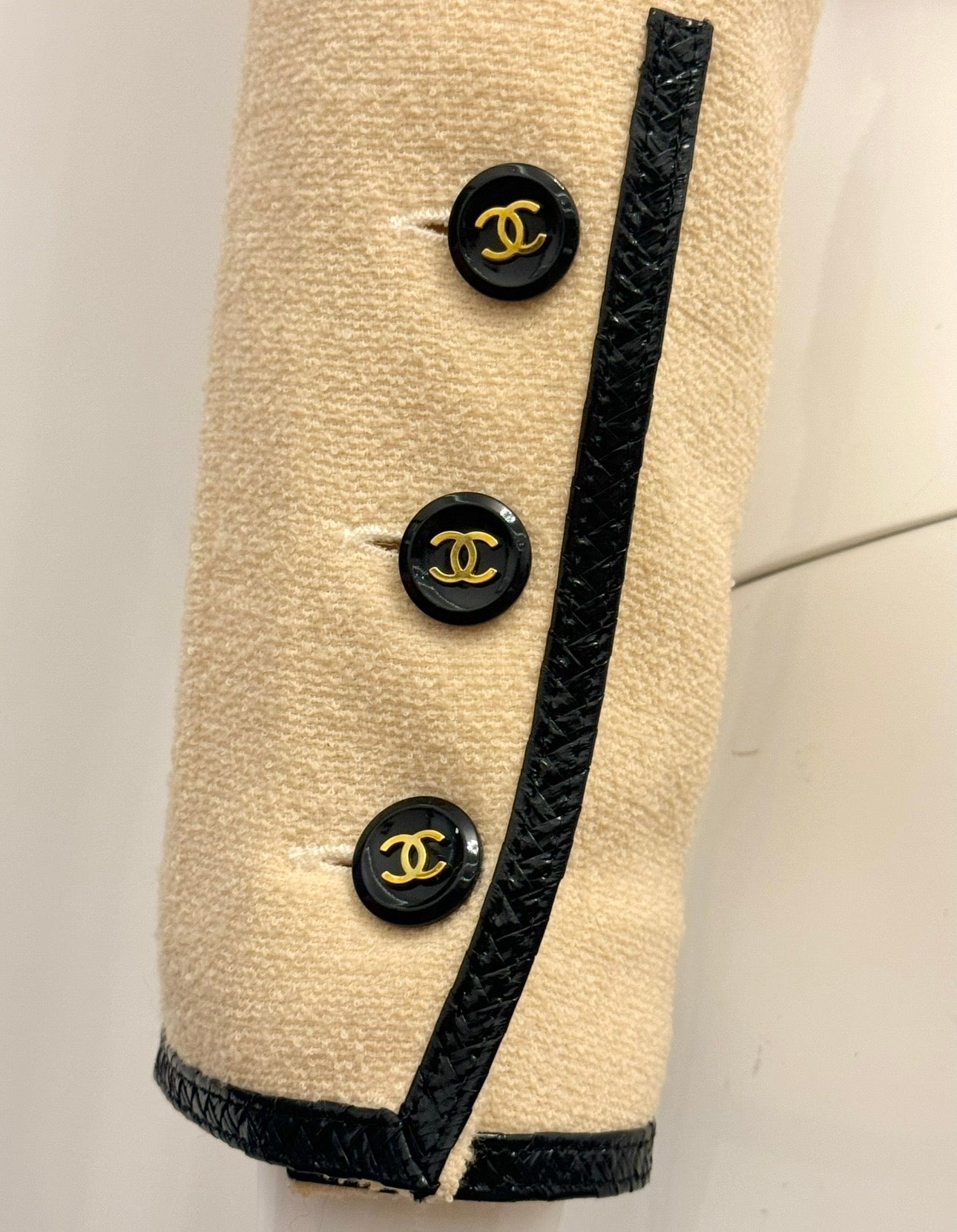CHANEL Spring/Summer 1995 Barbie Collection Ivory Cropped Jacket – Iconic Black Patent Trim & Candy CC Buttons by Karl Lagerfeld