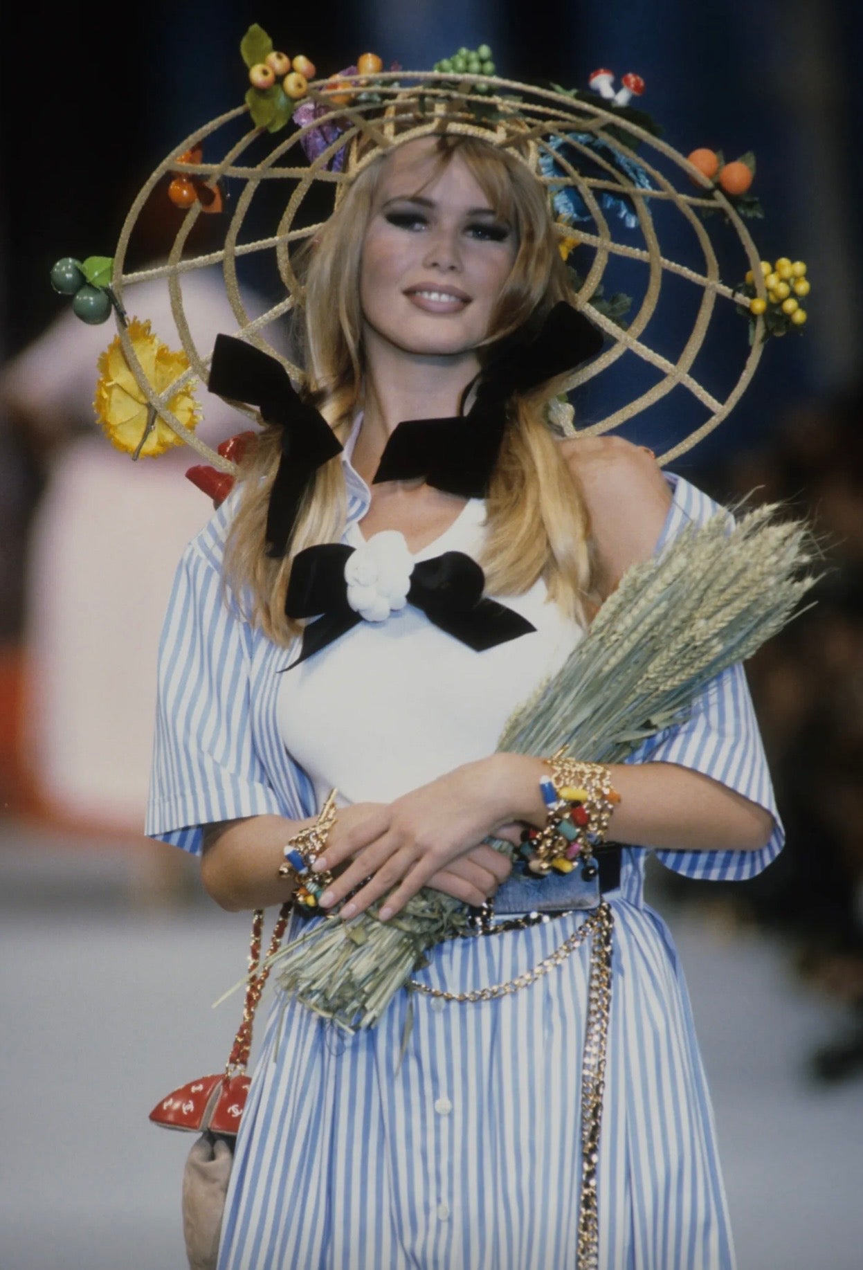 Museum-Worthy CHANEL Spring-Summer 1992 runway 24k gold plated Multicolor "Pill" Chain Belt