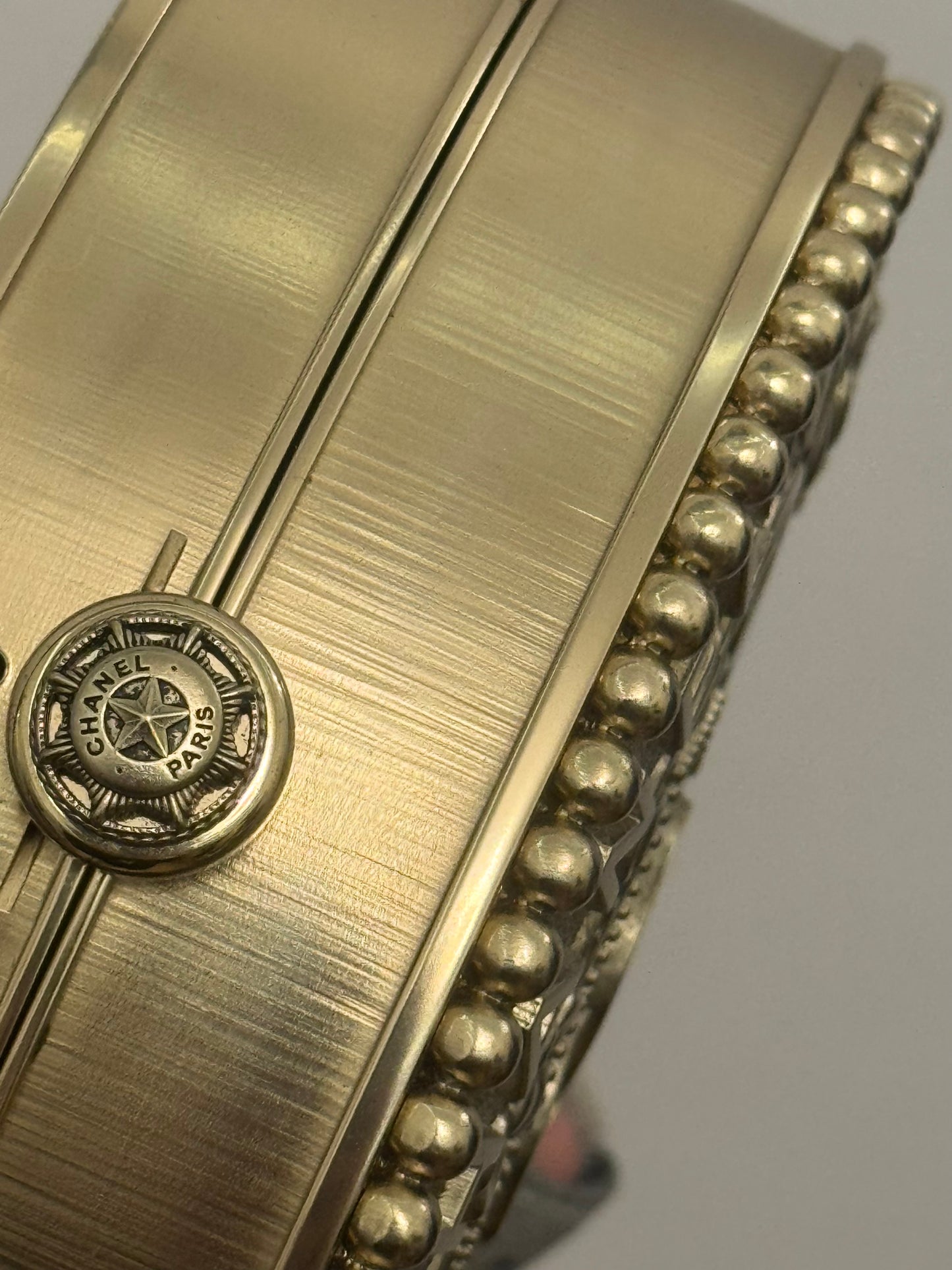 Museum-Worthy Chanel Métiers d'Art Paris-Dallas Pre-Fall 2014 Sample
Minaudière by Karl Lagerfeld - Prototype Archive Piece from 31 Rue
Cambon