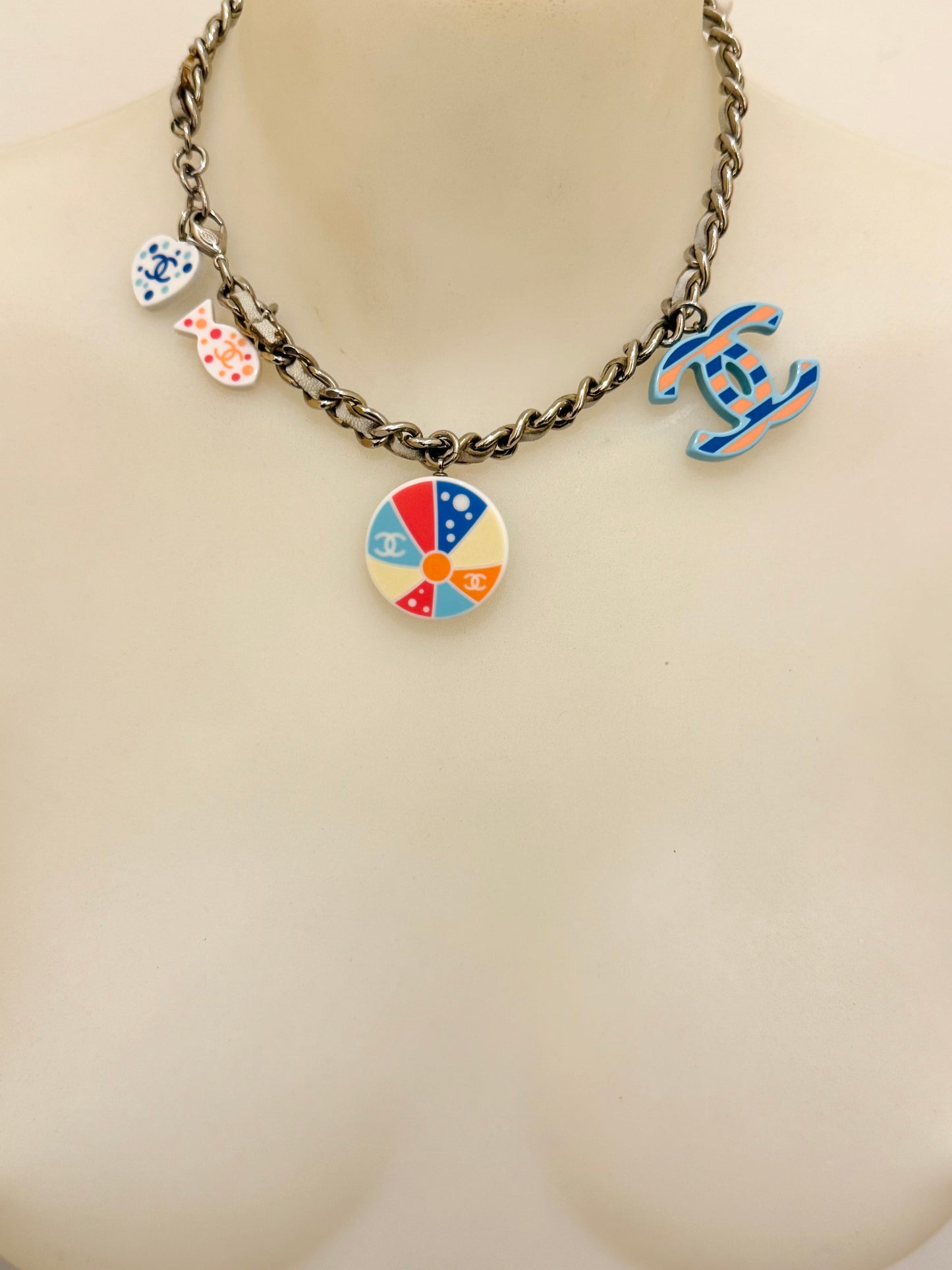 Rare CHANEL Cruise 2005 Beach Charms Resin CC Choker Necklace