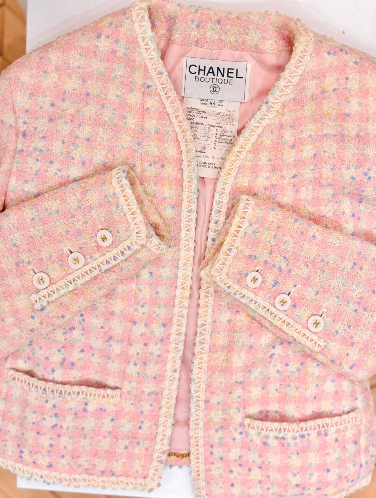 CHANEL Spring Summer 1994
Pastel Popcorn Tweed Scoubidou Jacket by Karl Lagerfeld - Rare Runway Piece - Seen on Elle
Fanning