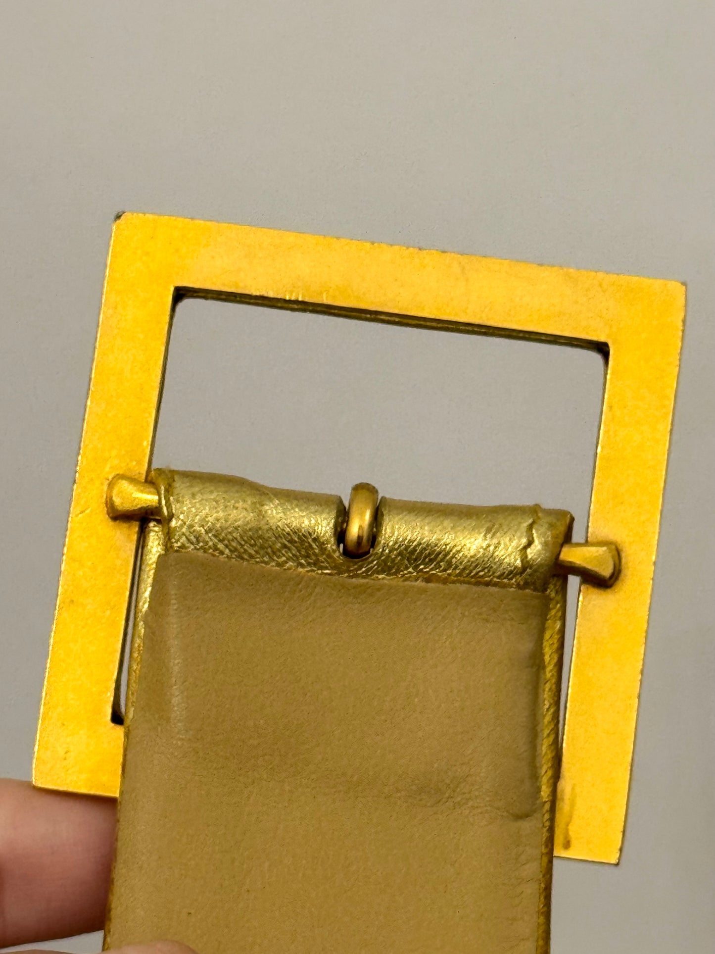 Rare Chanel Fall/Winter 1991 Hip Hop Gold Leather Belt by Karl Lagerfeld – 24K Gold-Plated CC Runway Archive Piece