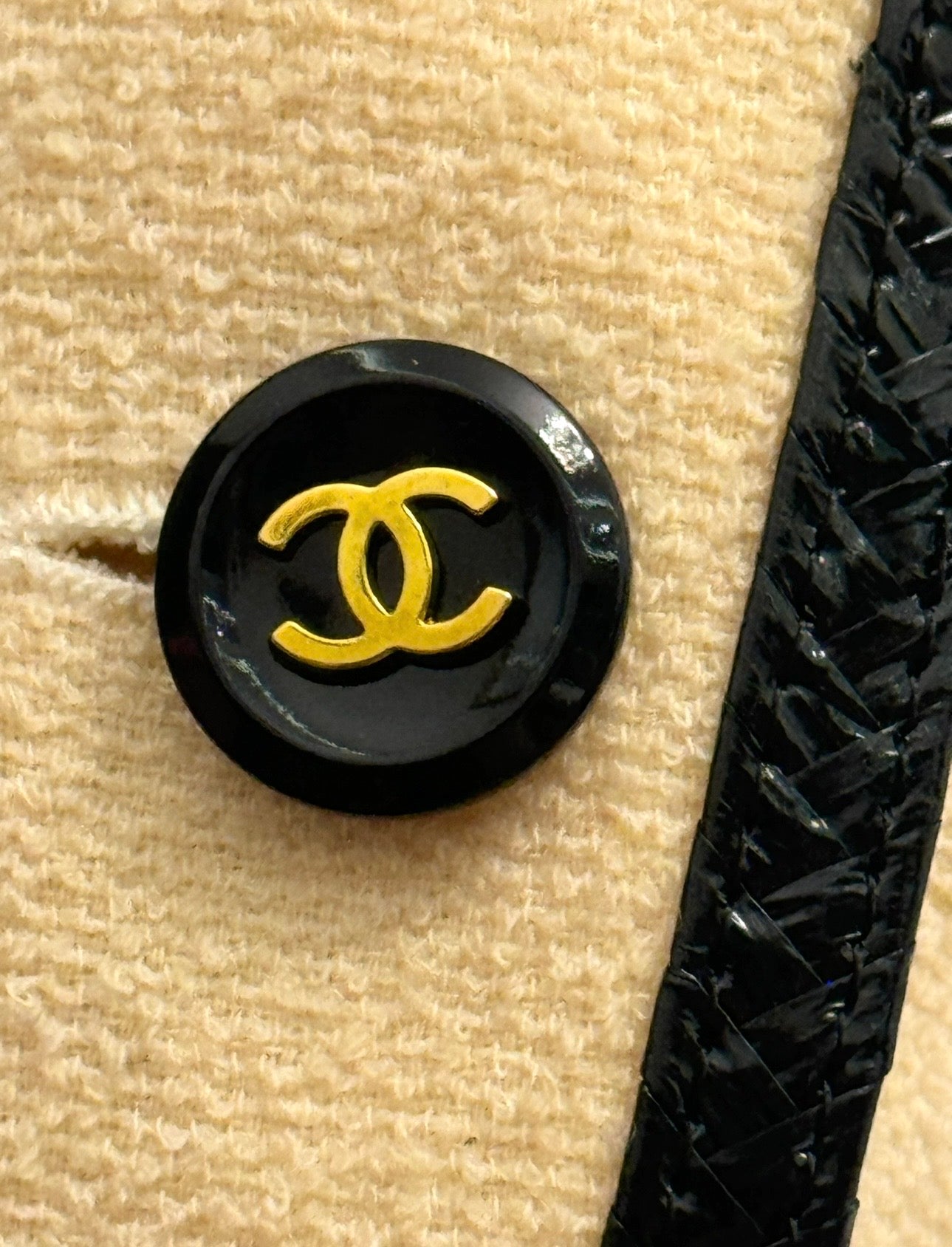 CHANEL Spring/Summer 1995 Barbie Collection Ivory Cropped Jacket – Iconic Black Patent Trim & Candy CC Buttons by Karl Lagerfeld