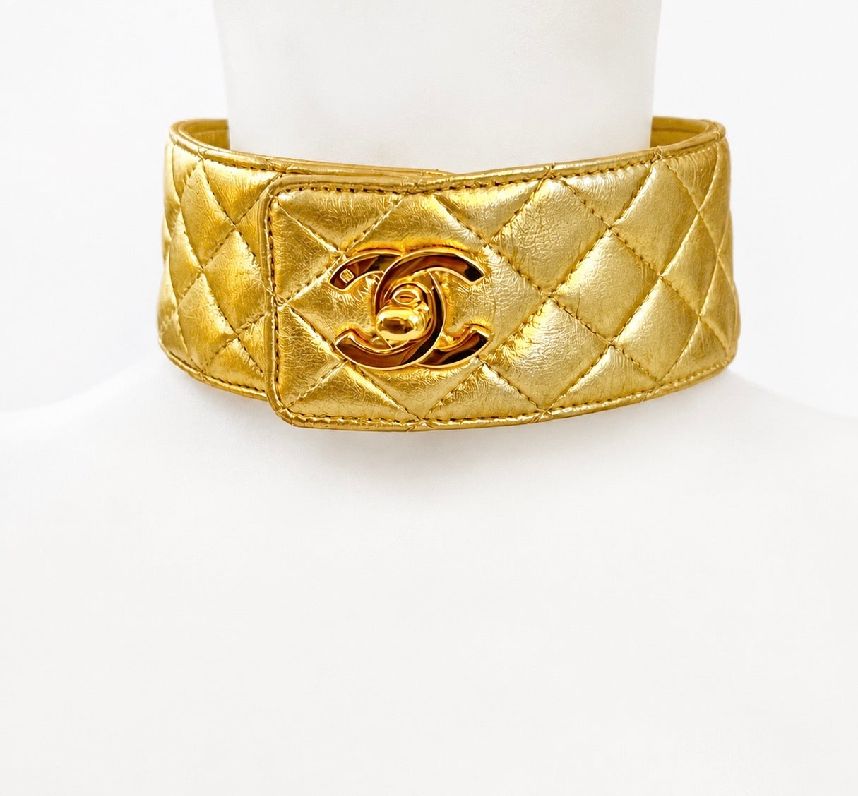 CHANEL Fall/Winter 1991 "Hip-Hop" Gold Quilted Leather Turnlock Choker Necklace by Karl Lagerfeld - Iconic Runway Archive Piece
