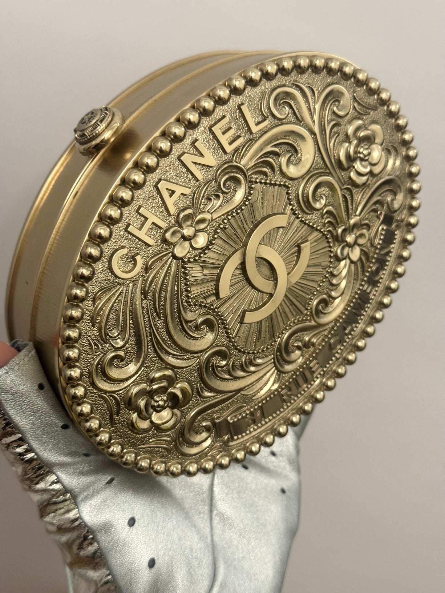 Museum-Worthy Chanel Métiers d'Art Paris-Dallas Pre-Fall 2014 Sample
Minaudière by Karl Lagerfeld - Prototype Archive Piece from 31 Rue
Cambon